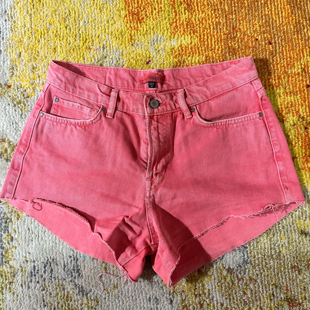 Guess Shorts size 28 so cute 🥰
